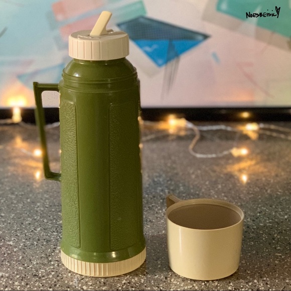 🚫SOLD•E✝️SY🚫 Vintage 80s Thermos With Floral Bag - Picture 2 of 12